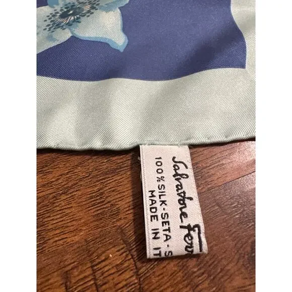 Auth. Vintage Salvatore Ferragamo 100% Silk Floral Elephant Scarf Large 88CM - Picture 6 of 7